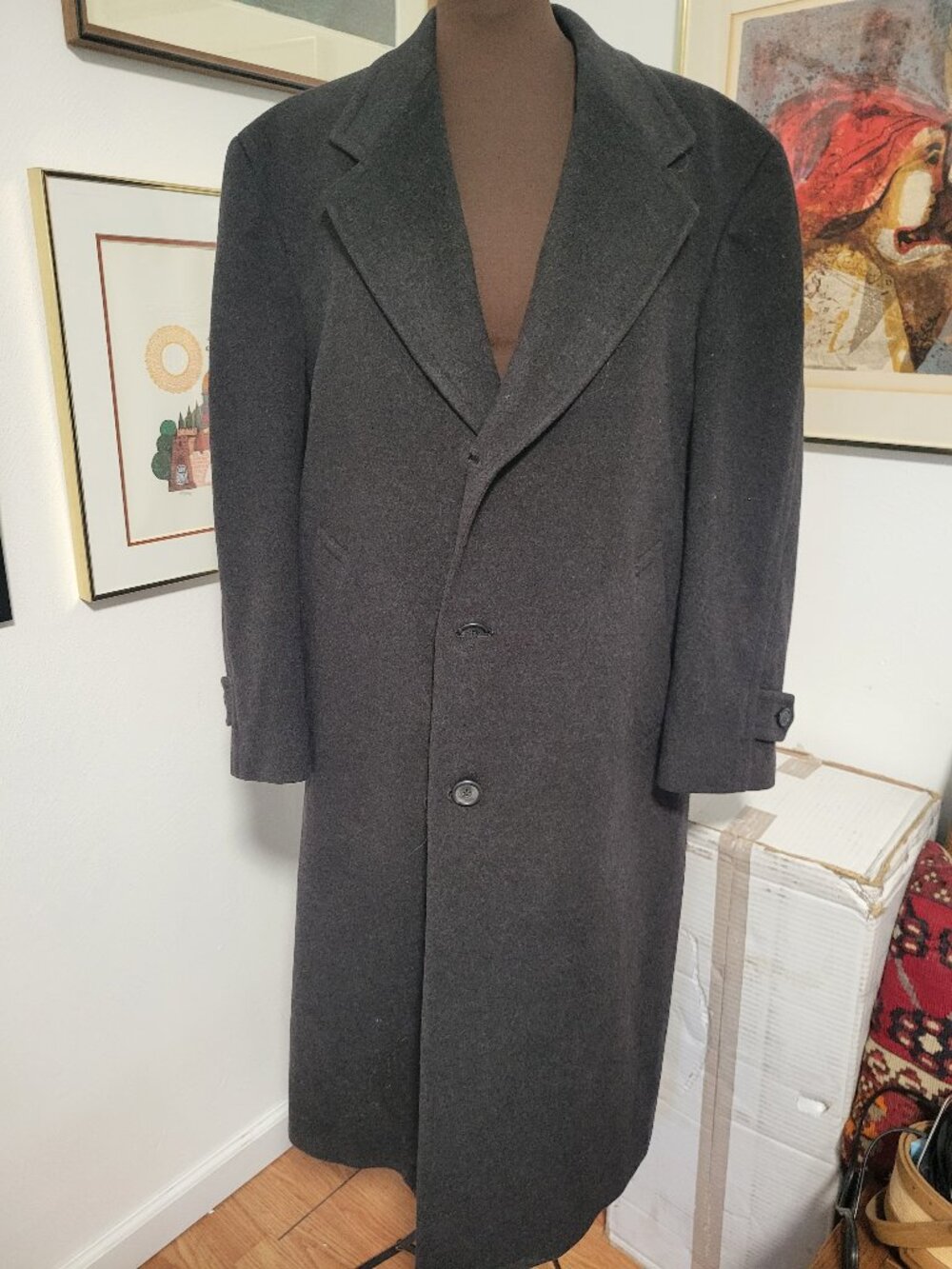 Vintage Men's Classic Wool Overcoat Size 38 Hart, Schaffner and Marx